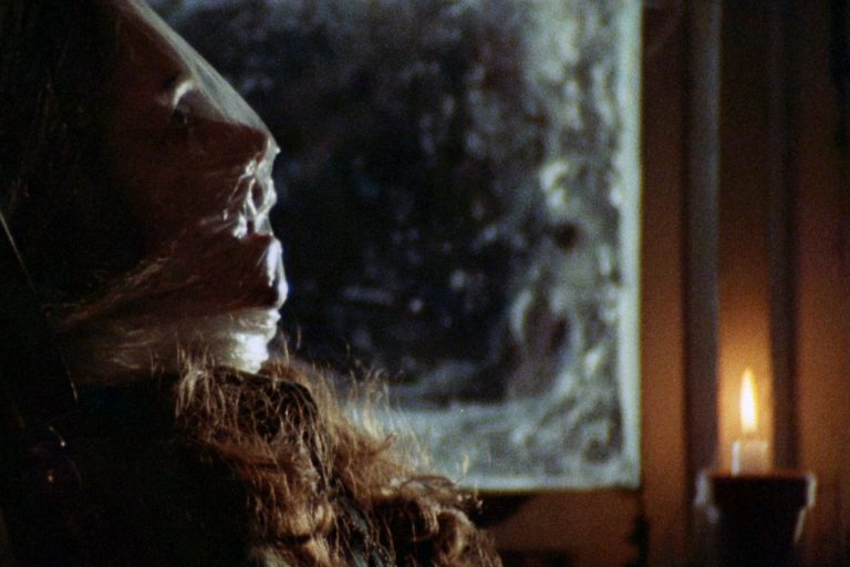 ‘Black Christmas’ (1974) 4K UHD Blu-Ray Review – Early Slasher Remains A Fun, Effective Spine-Tingler