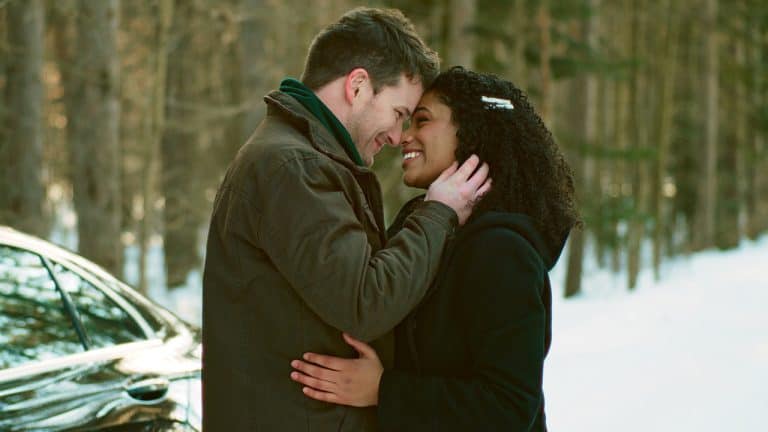 ‘Sappy Holiday’ Blu-Ray Review – Christmas Romance Cannot Surpass Basic Cable Expectations