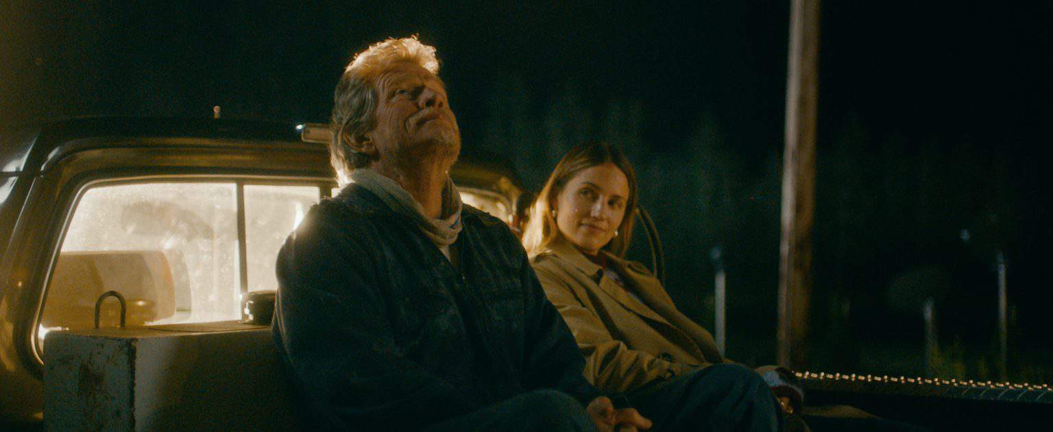 ‘Acidman’ Review – A Father-Daughter Drama That Stands Out for Its Outstanding Performances