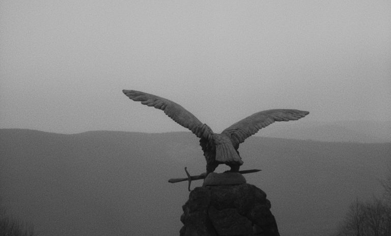 ‘Twilight’ (1990) 4K Restoration Review – A Clawing Nightmare In The Vein Of True Detective