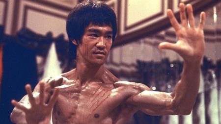 ‘Enter The Dragon’ 4K UHD Blu-Ray Review – Bruce Lee Classic Still Packs A Mighty Punch