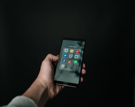 4 Ways Musicians Can Get More Views Online