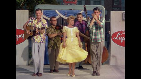 ‘Dangerous When Wet’ Blu-Ray Review – Esther Williams Brings Charm And Grace To Musical Romance