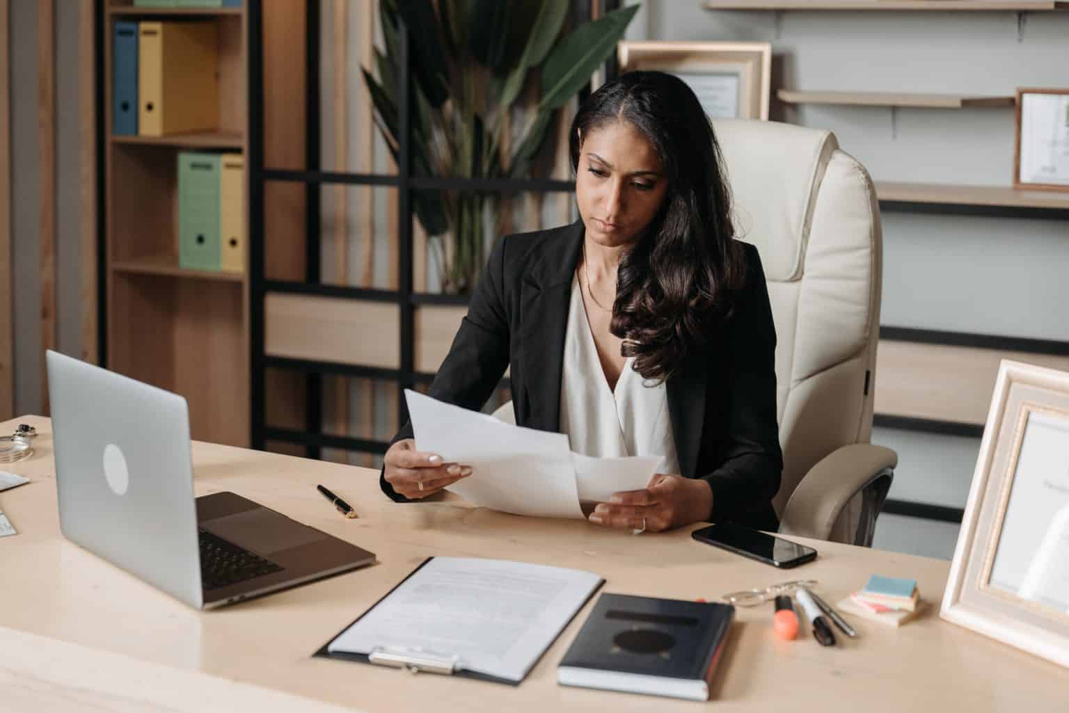 7 Ways To Ensure Your Company Is Legally Compliant
