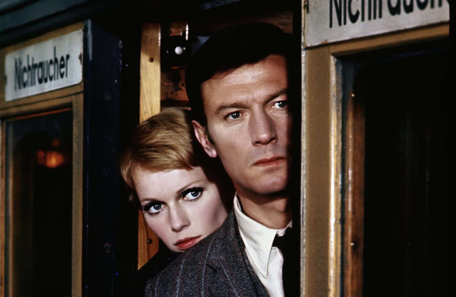 ‘A Dandy In Aspic’ Blu-Ray Review – Anthony Mann’s Swan Song