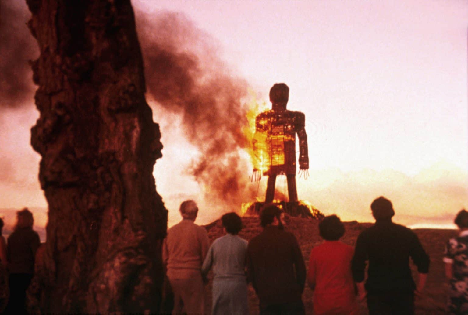 ‘The Wicker Man’ (1973) The Final Cut 4K UHD Blu-Ray SteelBook Review – A Cult Horror Classic
