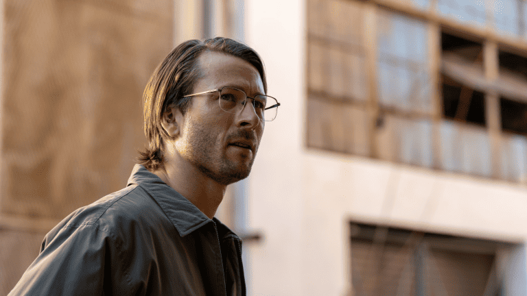 ‘Hit Man’ Review – A Note-Perfect Star Vehicle For Glen Powell [TIFF 2023]