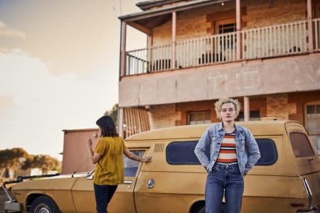 ‘The Royal Hotel’ Review – An Uncommonly Powerful Psychological Thriller