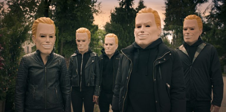 ‘Totally Killer’ Review: A Slash Back To The 80s With A Twist