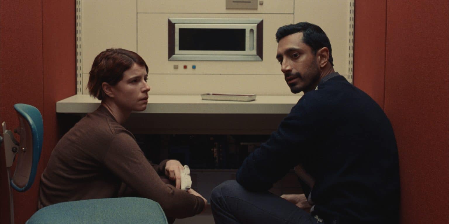 ‘Fingernails’ Review – An Interesting Concept That Falls Flat