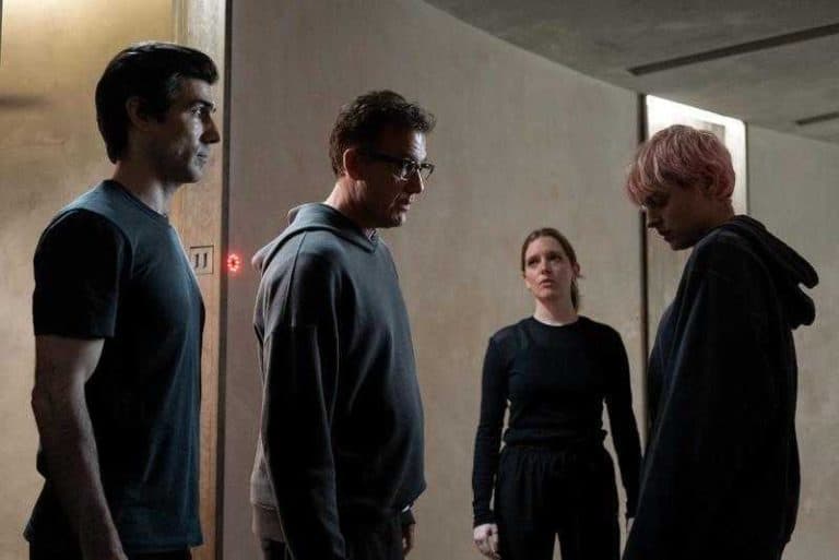 ‘A Murder At The End Of The World’ Review – A Gen-Z Noire Whodunit