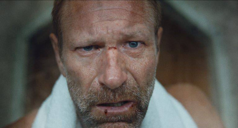 ‘Rumble Through The Dark’ Review – Aaron Eckhart Shows He Has A Lot Of Fight Left In Him