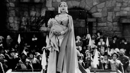 ‘The Scarlet Letter’ (1934) Blu-Ray Review – Colleen Moore Thrives In Nathaniel Hawthorne’s Classic Tale