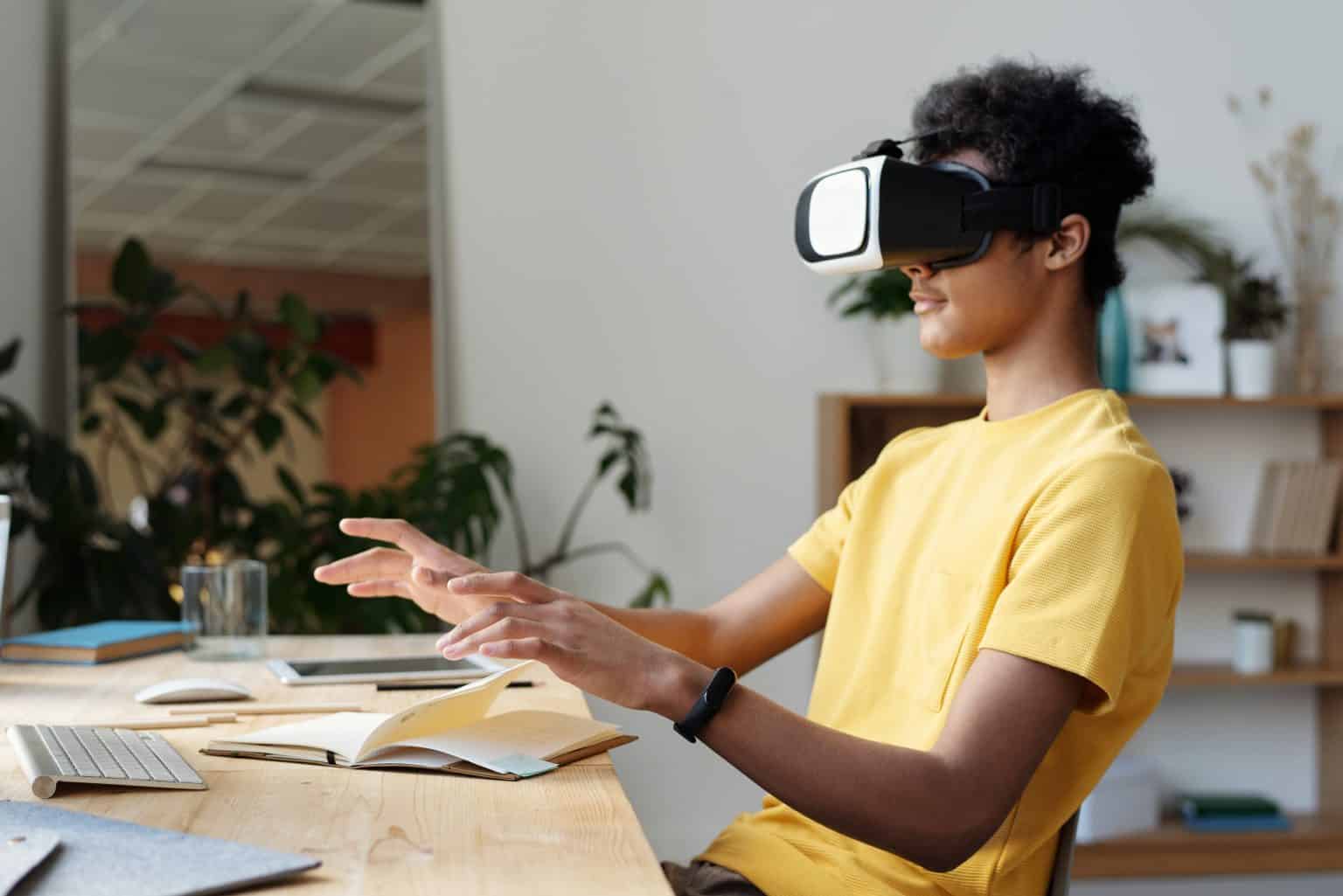 It’s OK To Game Alone: Here’s Why