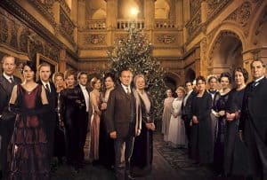 ‘Downton Abbey’: The Complete Series Blu-Ray Review – Period Drama Captures Your Heart The cast of downton abbey in front of a christmas tree.