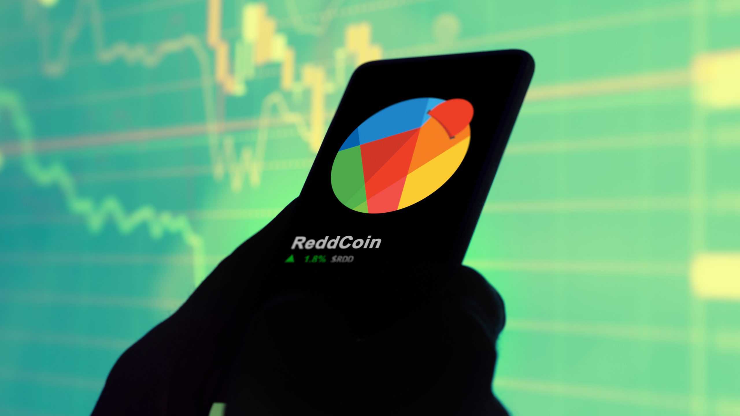 Social Tipping And Microtransactions: From Bitcoin To Reddcoin