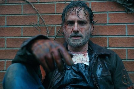 ‘The Walking Dead: The Ones Who Live’ Review – The Undead Classic Is Alive Once More