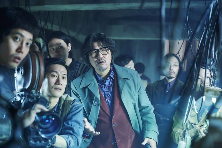 ‘Cobweb’ (2024) Review – A Crafty And Meta Look At Filmmaking In ’70s Korea