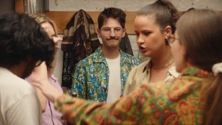 ‘Free Time’ (2024) Review – Brisk Comedy Is An Easygoing Good Time