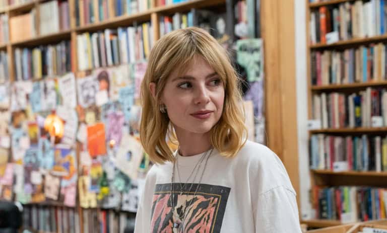 ‘The Greatest Hits’ Review – Genres Collide In This Inconsistent Time Travel Romance ‘The Greatest Hits’ Review – Genres Collide In This Inconsistent Time Travel Romance