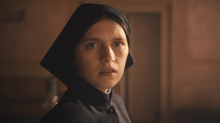 ‘The First Omen’ Review – You Can’t Get By On Looks Alone ‘The First Omen’ Review – You Can’t Get By On Looks Alone