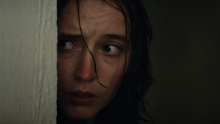 ‘Nightwatch: Demons Are Forever’ Review: A Slick, Tension-Packed But Too Familiar Exploration of Generational Trauma