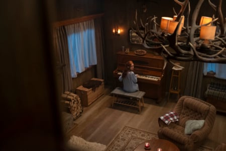‘The Strangers: Chapter 1’ 4K UHD Blu-Ray Review – Suspenseful Slasher Feel Eerily Familiar
