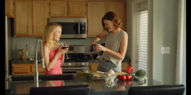 ‘Goldilocks And The Two Bears’ – Jeff Lipsky’s Uneven Interpersonal Drama