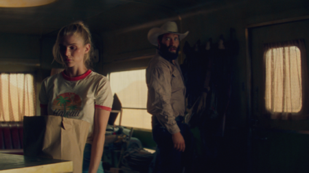 ‘Catching Dust’ Review – Isolated Character Piece Leaves Us Just Out Of Reach