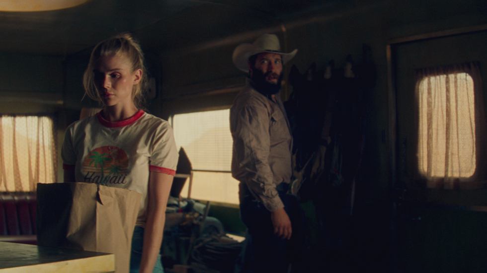 ‘Catching Dust’ Review – Isolated Character Piece Leaves Us Just Out Of Reach