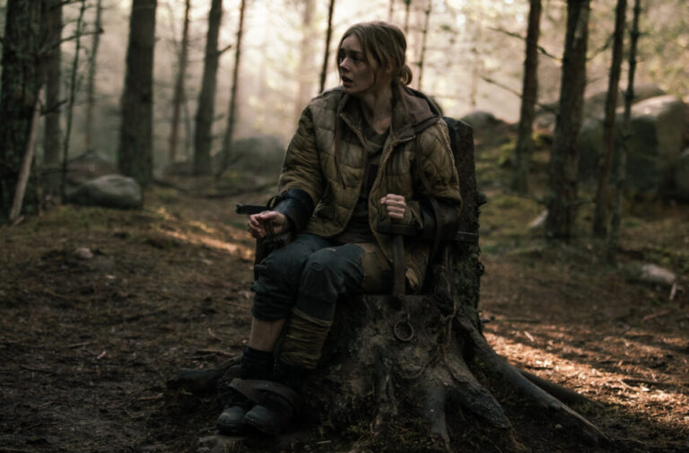 ‘Azrael’ Review – ‘A Quiet Place’ Meets ‘Ready Or Not’ In A Dark And Bloody Tale ‘Azrael’ Review – ‘A Quiet Place’ Meets ‘Ready Or Not’ In A Dark And Bloody Tale