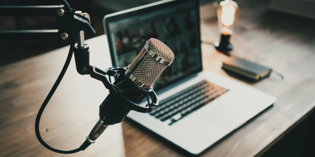 7 Types Of Podcasts Everyone Should Listen To