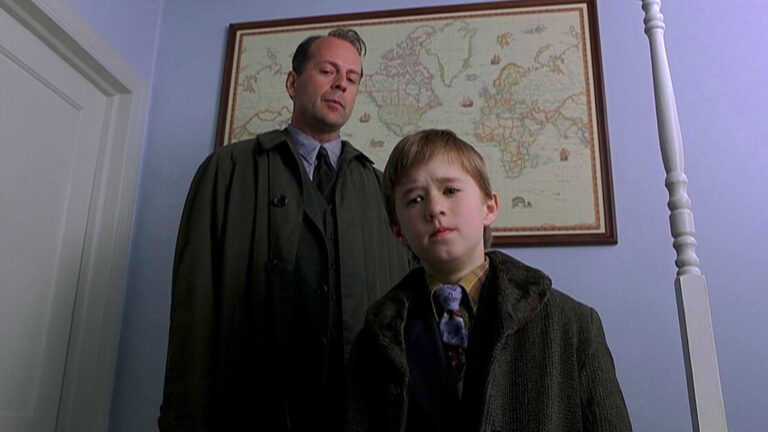 ‘The Sixth Sense’ 4K UHD Blu-Ray Review – M. Night Shyamalan’s Classic Is As Impactful As Ever