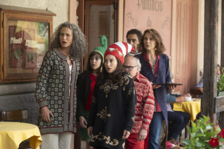 ‘A Sudden Case Of Christmas’ Review – Overly Sentimental Holiday Hijinks, But Still Better Than A Hallmark Flick