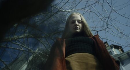 ‘Sweet Sweet Lonely Girl’ Blu-Ray Review – A Spine-Tingling Psychological Slow Burn