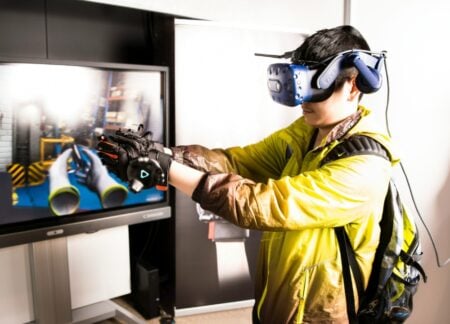 Virtual Reality vs. Augmented Reality In Gaming: A New Frontier