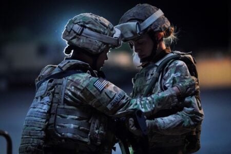 ‘My Dead Friend Zoe’ Review – Dark Comedy Highlights Veteran’s Issues, Broken Families And Hope