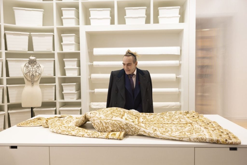 ‘High & Low – John Galliano’ Review – Fashion’s Anti-Hero Victimises Himself