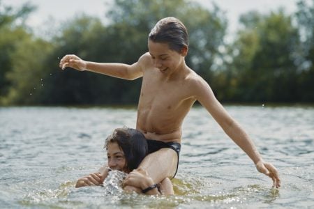‘Young Hearts’ (2025) – A New Summer Flick About Love