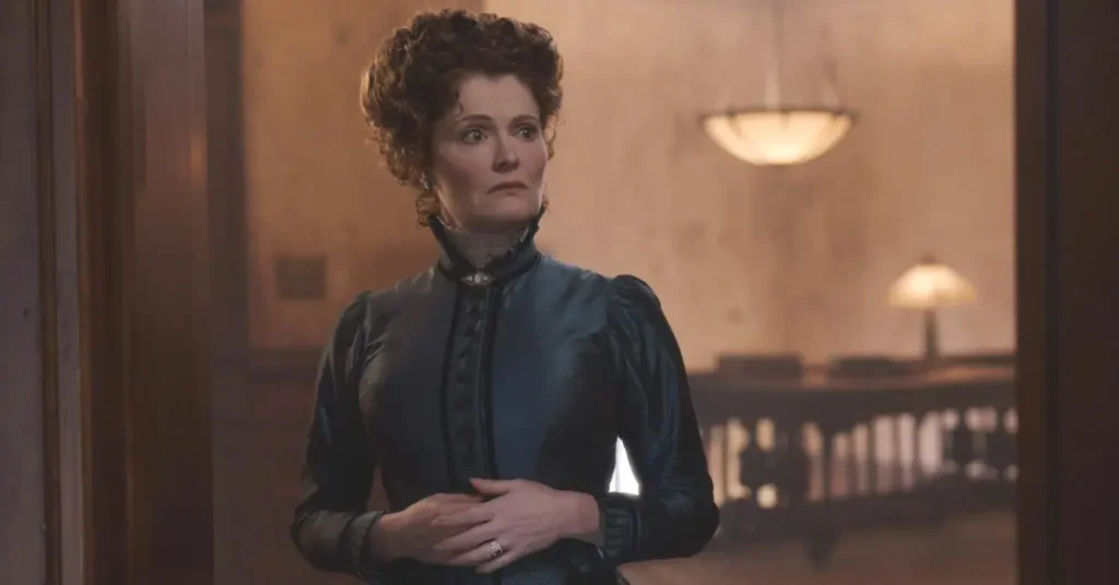 ‘Ghosts’ Star Rebecca Wisocky Expresses Joy Over Show’s Multiple Season Renewal [Interview]
