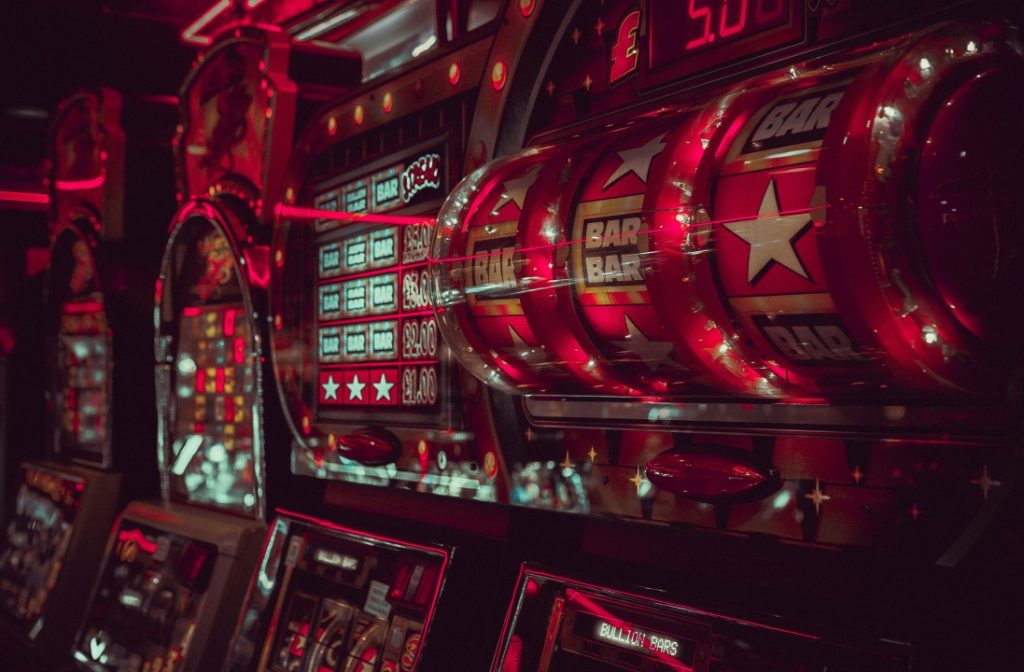 Why Casino Bonuses Feel So Damn Good