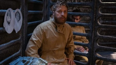 ‘Resident Alien’ Season 4 Review: “It’s Good To Be Back”