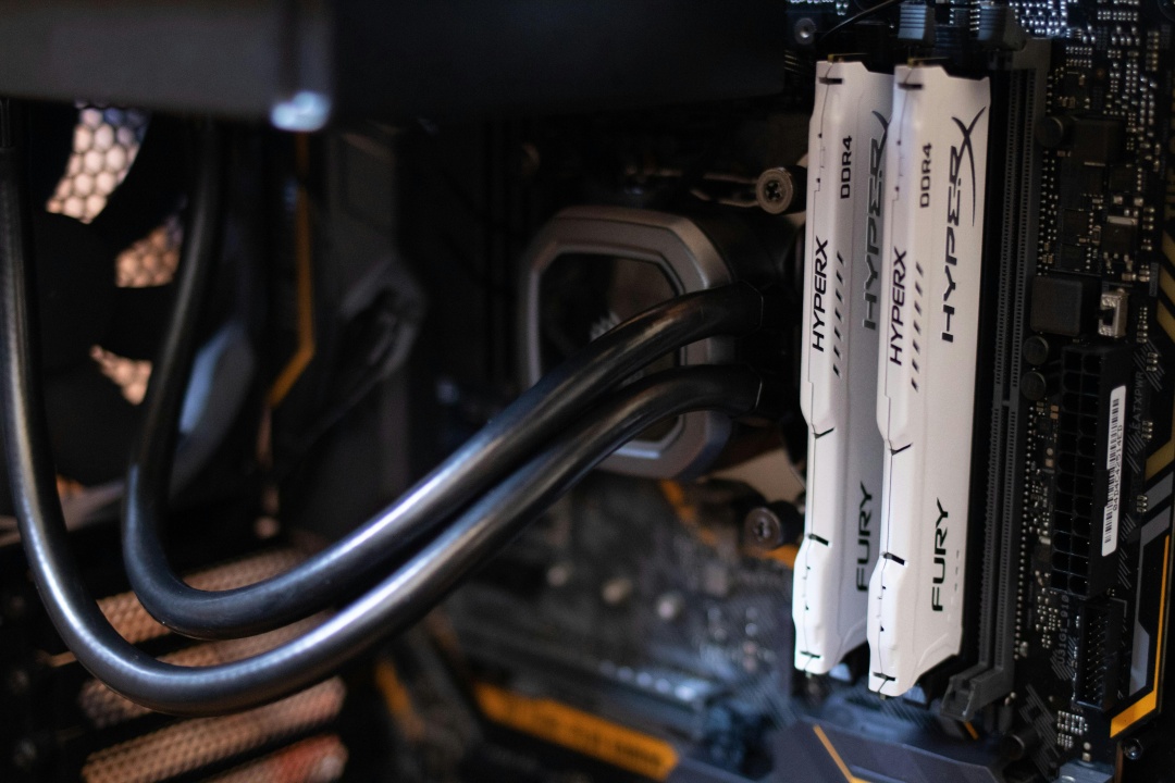 The Role of DRAM And SSD In Upgrading The Efficiency of A PC
