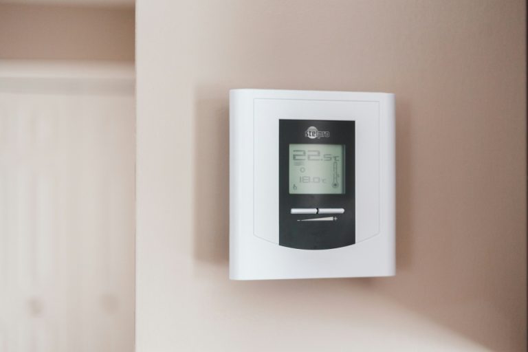 The Complete Guide To Cellular Temperature Monitoring