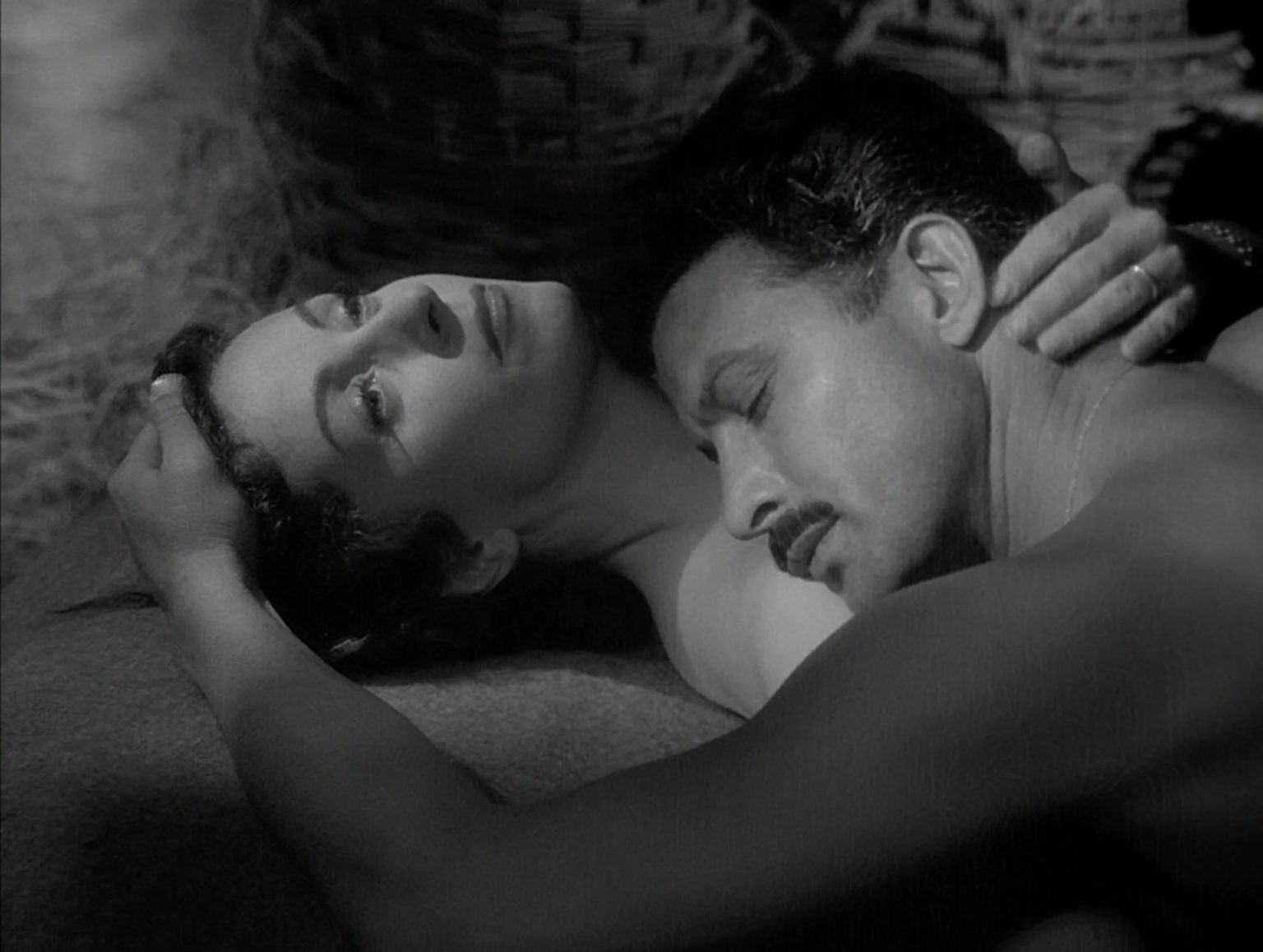 ‘Lady Chatterley’s Lover’ (1955) Blu-Ray Review – Controversial Novel Gets A Stately, Engaging Adaptation