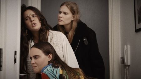 ‘Modern Women’ Review – An Uneven Yet Witty Look At The Absurdity Of Modern Urban Life [AFF 2025]