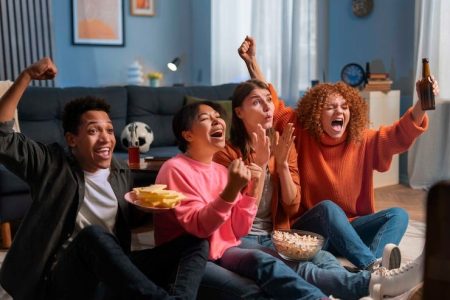 How Geeks Can Integrate IPTV With Home Theater, Gaming, And Mobile