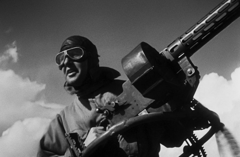 ‘Hell’s Angels’ Criterion Collection 4K UHD Blu-Ray Review – An Audacious, High-Flying Spectacle