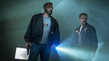 ‘The Rip’ Review: An Unoriginal Yet Entertaining Crowd-pleaser