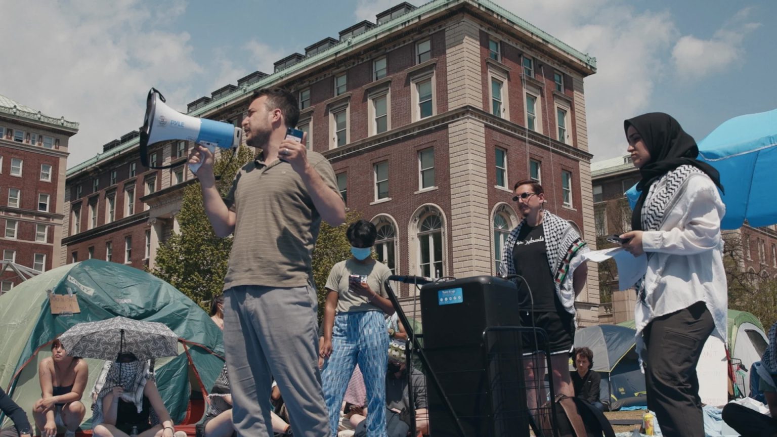 ‘The Encampments’ Blu-Ray Review – Vital Documentary Shows The Need To Stand Up For What You Believe In